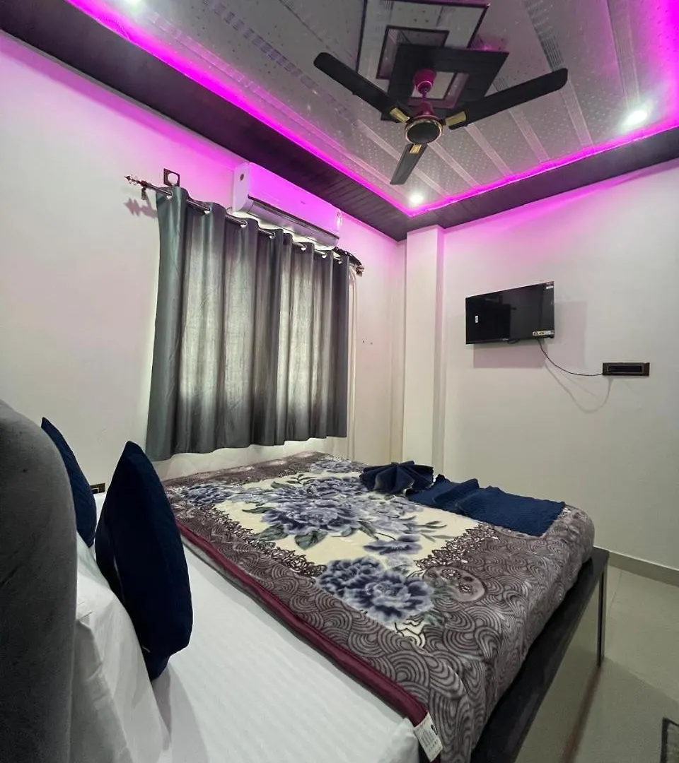 Neelkanth Pg House Varanasi 0*,  India